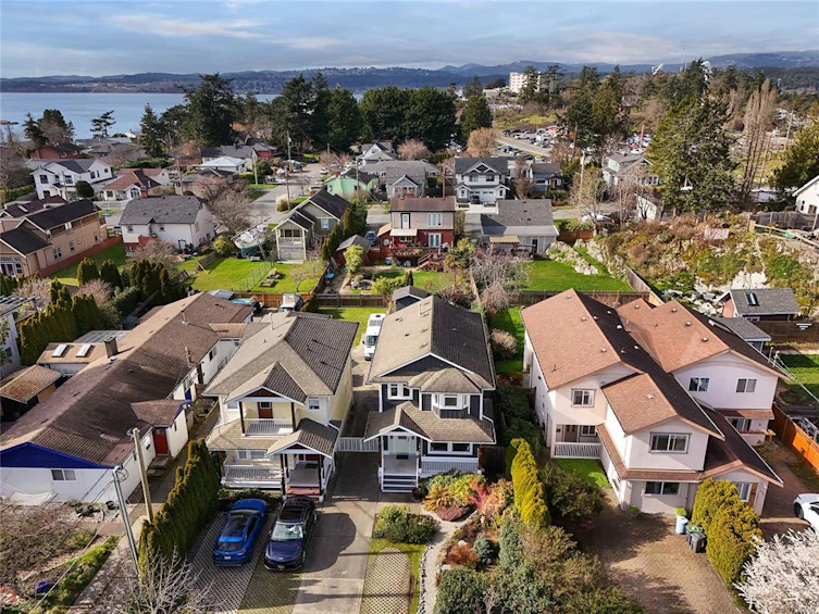 486 Foster Street, Esquimalt, BC, V9A 6R7 - 75