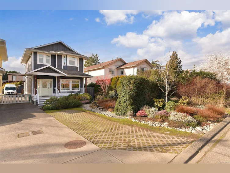 486 Foster Street, Esquimalt, BC, V9A 6R7 - 83