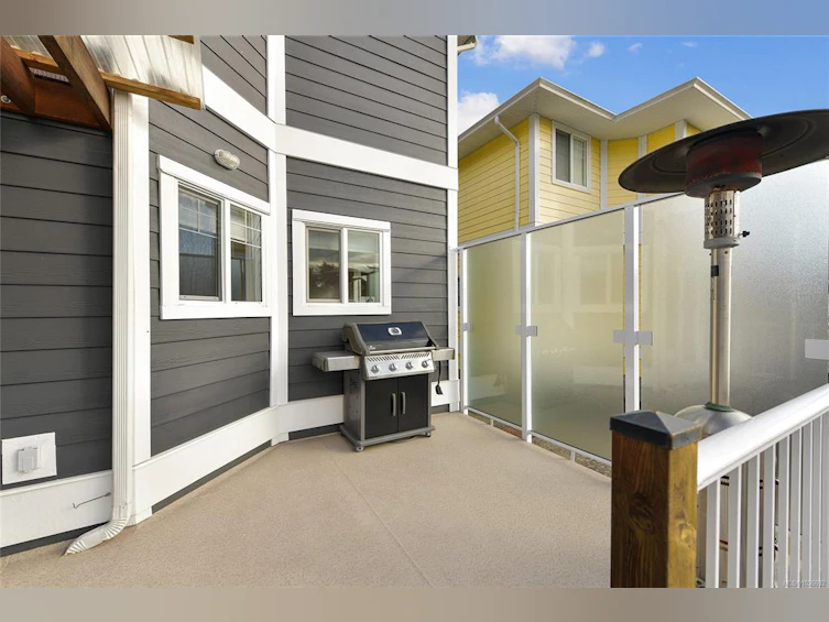 486 Foster Street, Esquimalt, BC, V9A 6R7 - 23