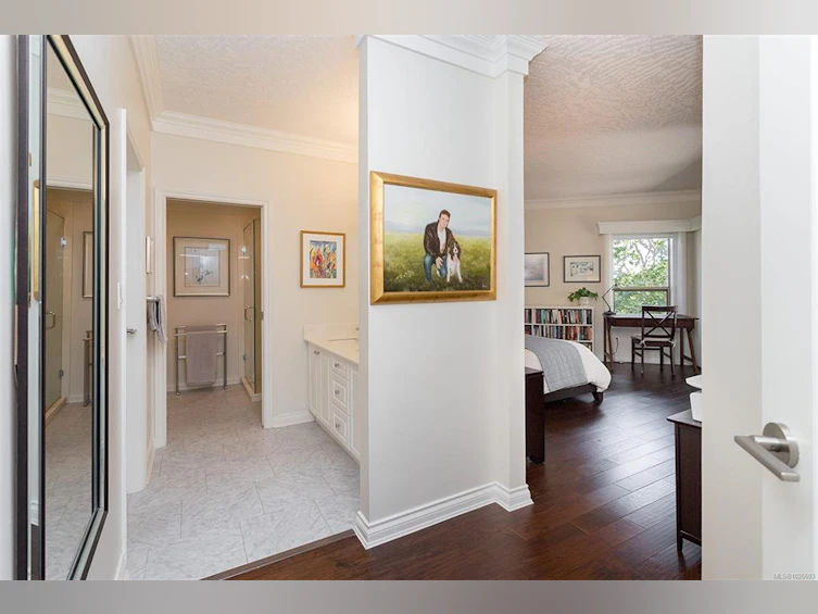 4-910 Maltwood Terrace, Saanich, BC, V8X 5G8 - 33