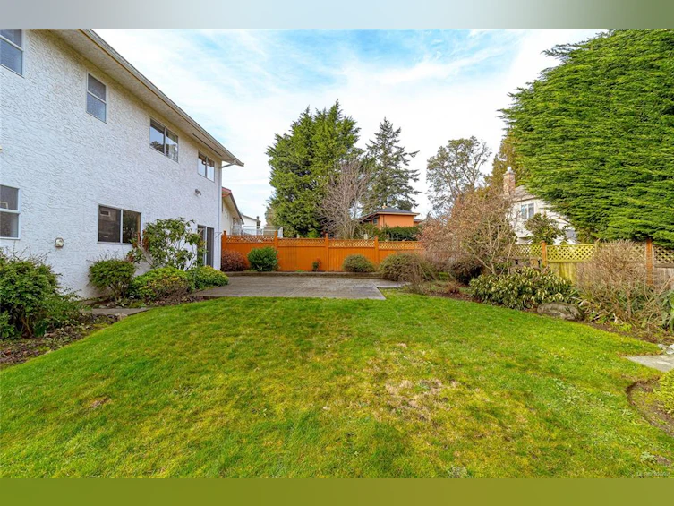 2320 Hazelton Place, Saanich, BC, V8N 5C3 - 37