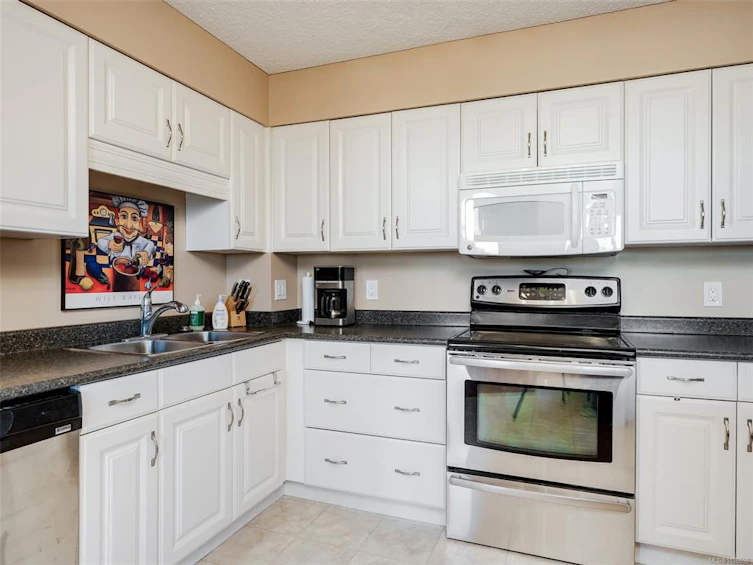 407-225 Belleville Street, Victoria, BC, V8V 4T9 - 7