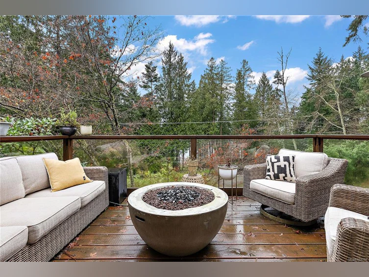1166 Cloake Hill Road, North Saanich, BC, V8L 5K2 - 6