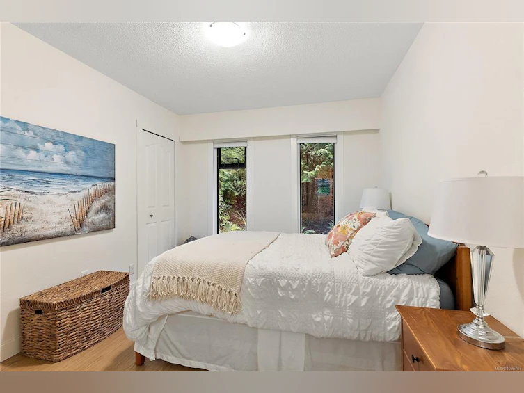 1166 Cloake Hill Road, North Saanich, BC, V8L 5K2 - 17