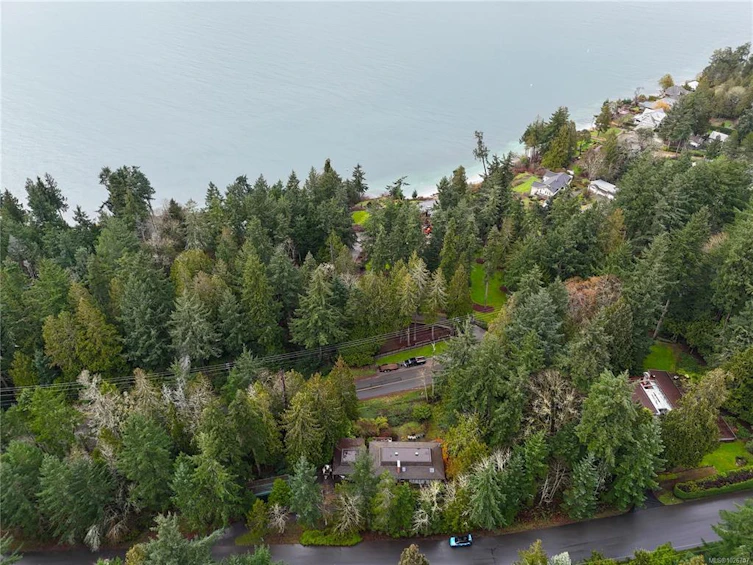 1166 Cloake Hill Road, North Saanich, BC, V8L 5K2 - 40