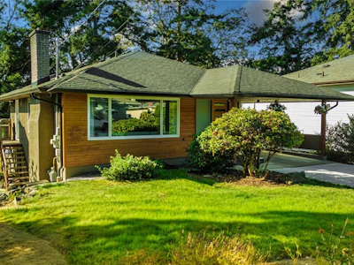 1299 Camrose Crescent - 4
