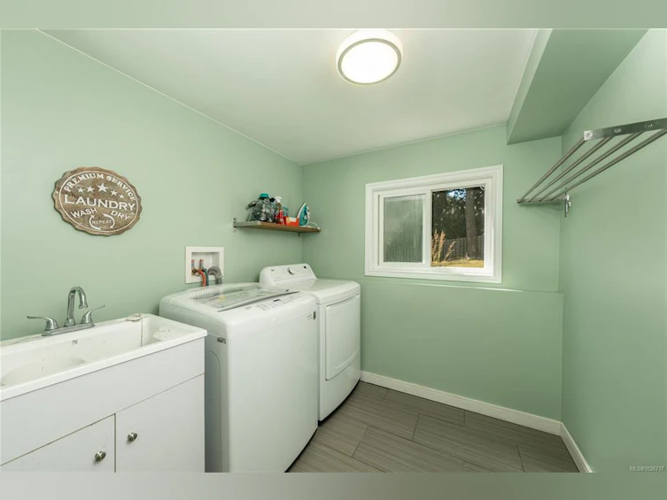 1299 Camrose Crescent, Saanich, BC, V8P 1N6 - 23
