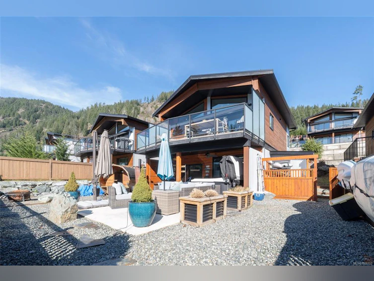 7429 Cottage Way, Lake Cowichan, BC, V0R 2G1 - 3