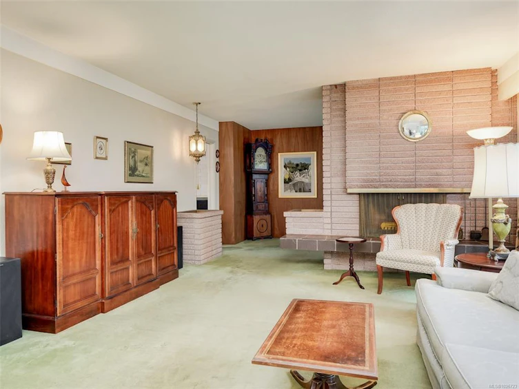 2086 Avondale Road, Oak Bay, BC, V8P 1V4 - 3