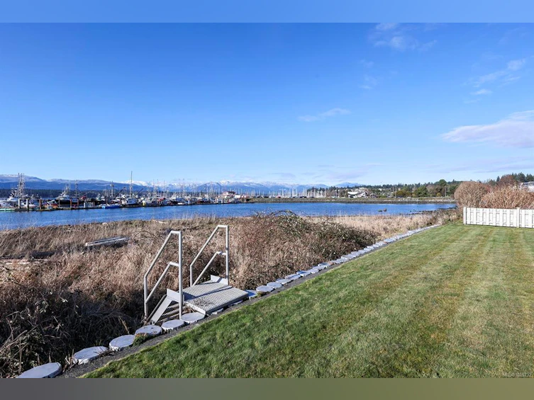 65 Jane Place, Comox, BC, V9M 3N3 - 55
