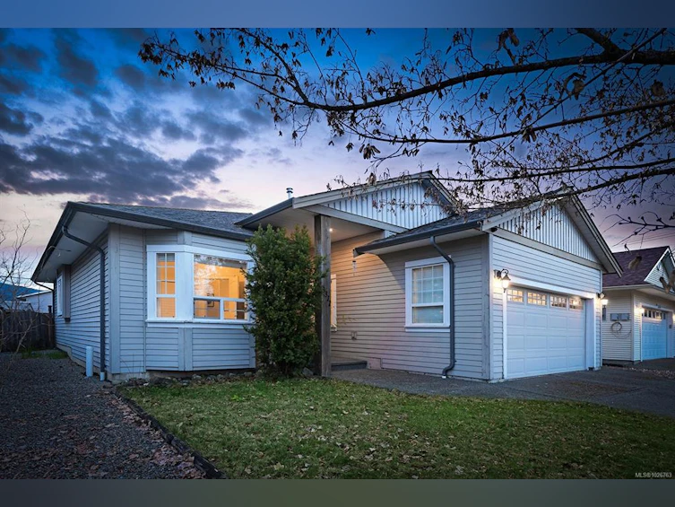 3311 Eighth Street, Cumberland, BC, V0R 1S0 - 5