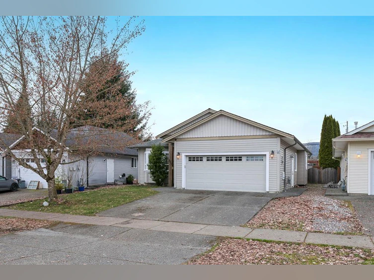 3311 Eighth Street, Cumberland, BC, V0R 1S0 - 4
