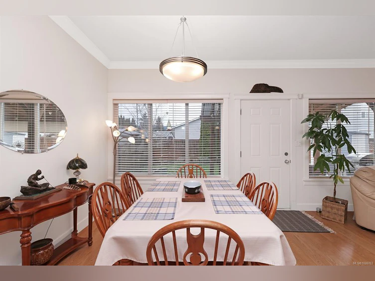 3311 Eighth Street, Cumberland, BC, V0R 1S0 - 17