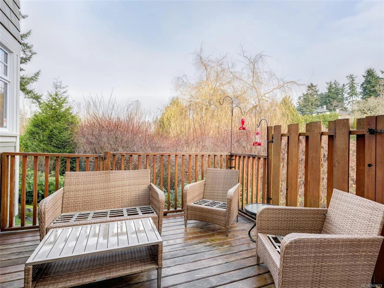 571 Caselton Place, Saanich, BC, V8Z 7Y5 - 24