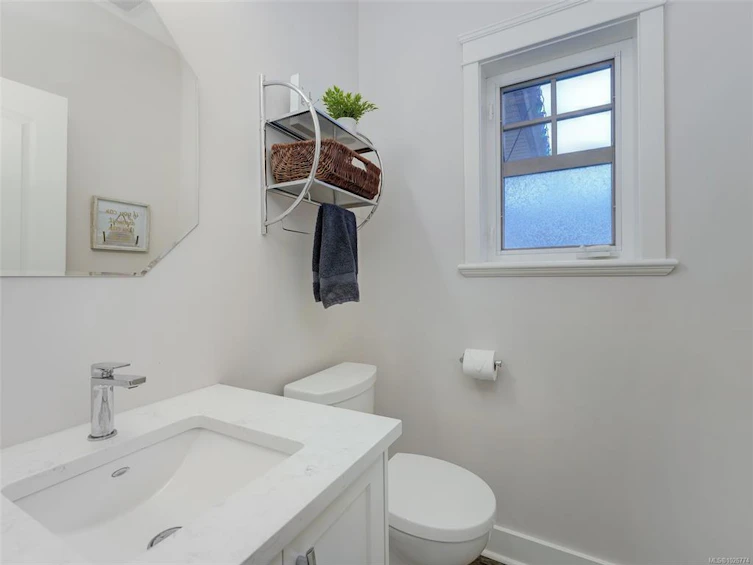 571 Caselton Place, Saanich, BC, V8Z 7Y5 - 22