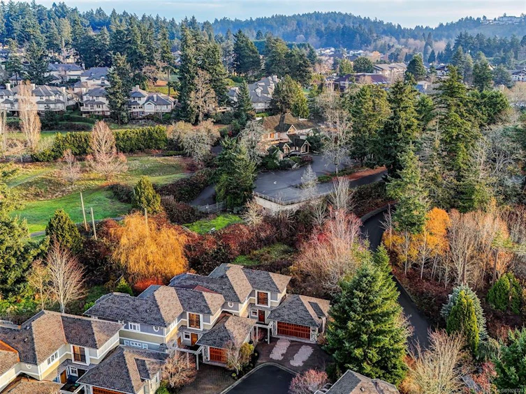 571 Caselton Place, Saanich, BC, V8Z 7Y5 - 26