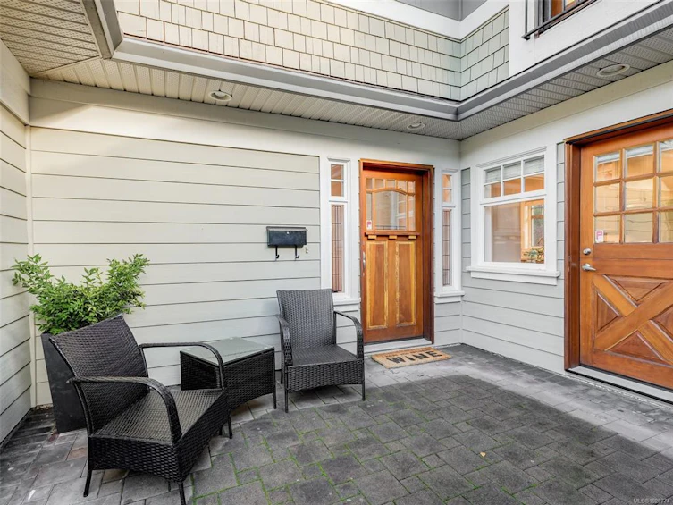 571 Caselton Place, Saanich, BC, V8Z 7Y5 - 25
