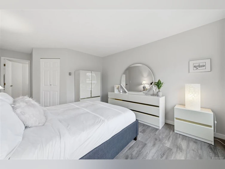 301-1121 Oscar Street, Victoria, BC, V8V 2X3 - 17