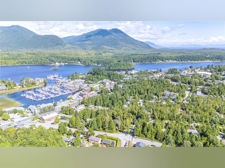 844 Rainforest Drive, Ucluelet, BC, V0R 3A0 - 6