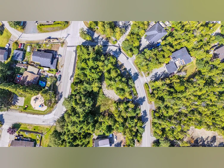 844 Rainforest Drive, Ucluelet, BC, V0R 3A0