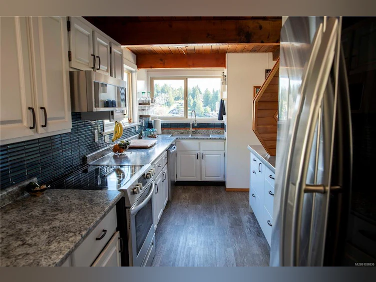 390 Bamfield Inlet, Bamfield, BC, V0R 1B0 - 71