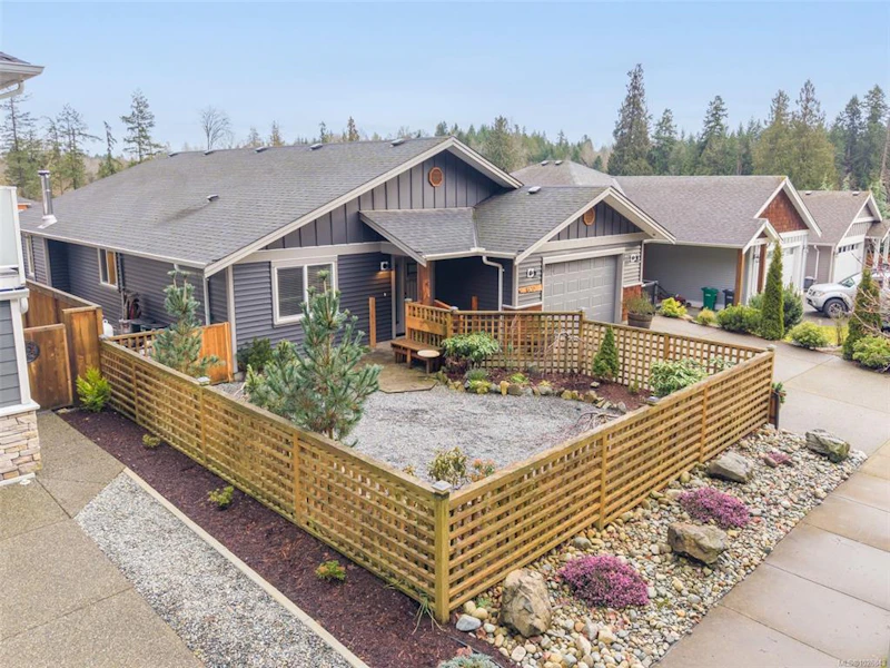 1320 Fielding Road, Nanaimo BC