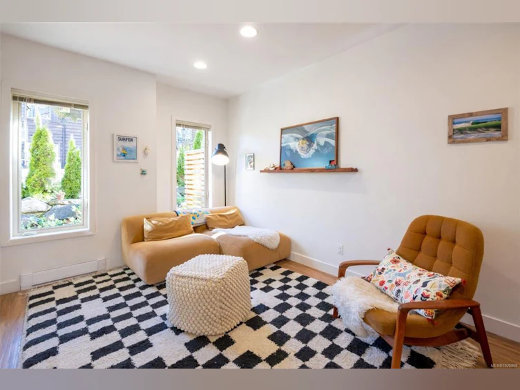 102-605 Gibson Street, Tofino, BC, V0R 2Z0 - 2