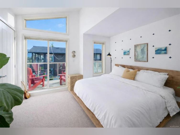 102-605 Gibson Street, Tofino, BC, V0R 2Z0 - 12