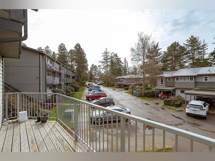 590 Carnation Place, Saanich, BC, V8Z 6G5 - 32