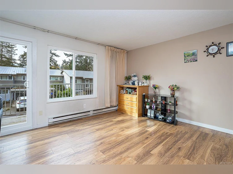 590 Carnation Place, Saanich, BC, V8Z 6G5 - 11