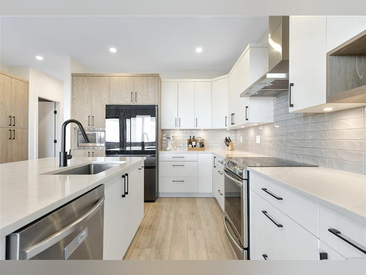2415 Azurite Crescent, Langford, BC, V9B 0Z6 - 4