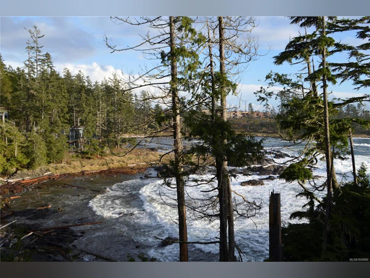 204-596 Marine Drive, Ucluelet, BC, V0R 3A0 - 17