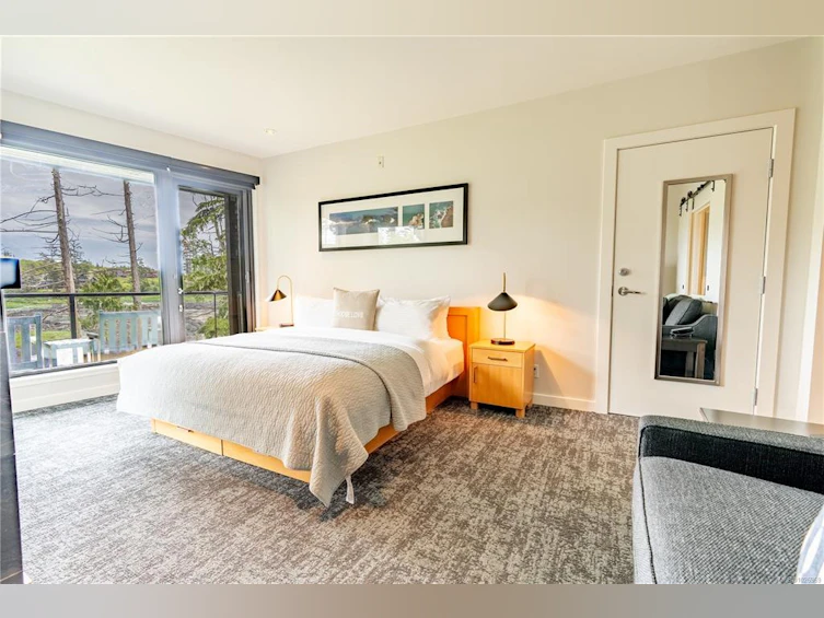 204-596 Marine Drive, Ucluelet, BC, V0R 3A0 - 3
