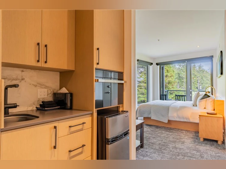 204-596 Marine Drive, Ucluelet, BC, V0R 3A0 - 9