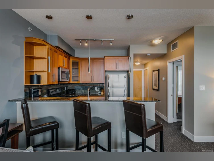 501/502C-181 Beachside Drive, Parksville, BC, V9P 2H5 - 16