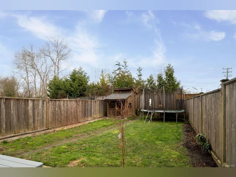 9527 Sharples Road, Sidney, BC, V8L 2T9 - 28