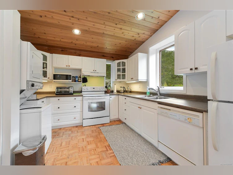 594 Horton Bay Road, Mayne Island, BC, V0N 2J2 - 71