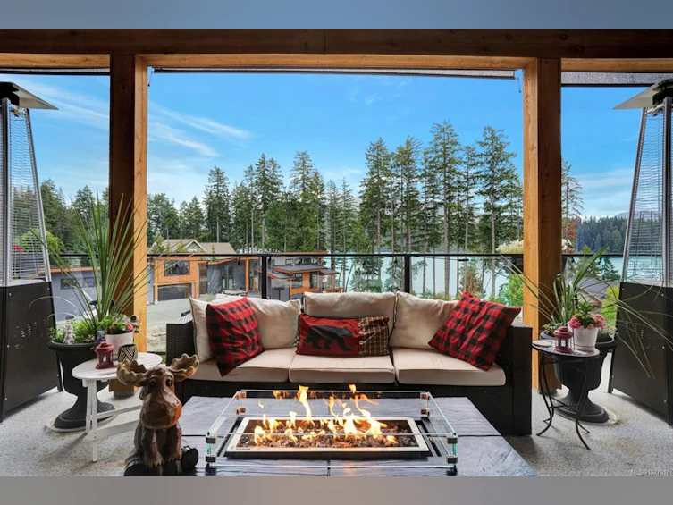 9388 Lakefront Rise, Lake Cowichan, BC, V0R 2G1 - 2