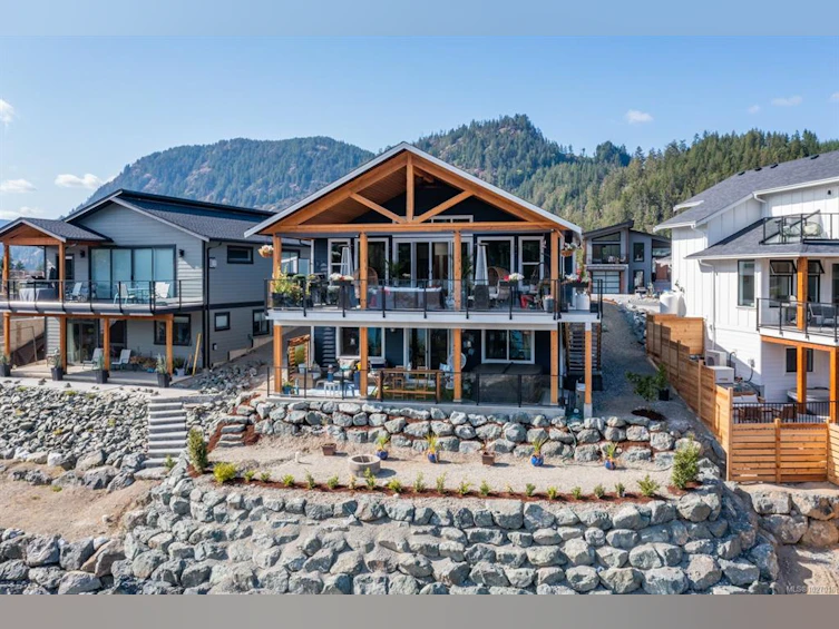 9388 Lakefront Rise, Lake Cowichan, BC, V0R 2G1 - 3