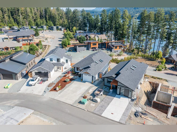 9388 Lakefront Rise, Lake Cowichan, BC, V0R 2G1 - 50