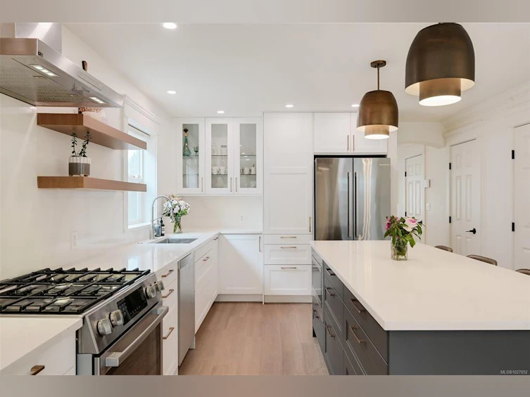 1317 Balmoral Road, Victoria, BC, V8R 1L6 - 28