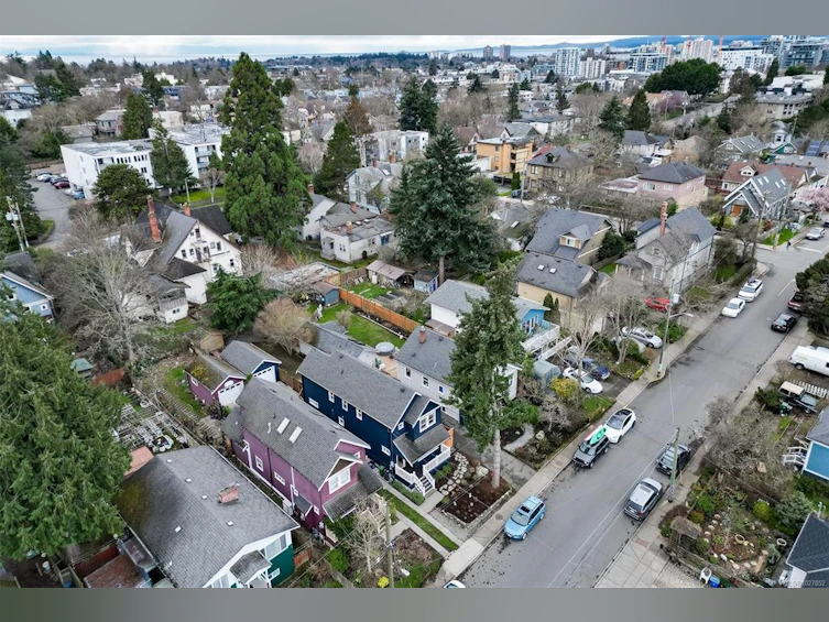 1317 Balmoral Road, Victoria, BC, V8R 1L6 - 71