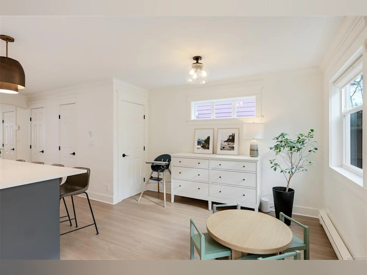 1317 Balmoral Road, Victoria, BC, V8R 1L6 - 42
