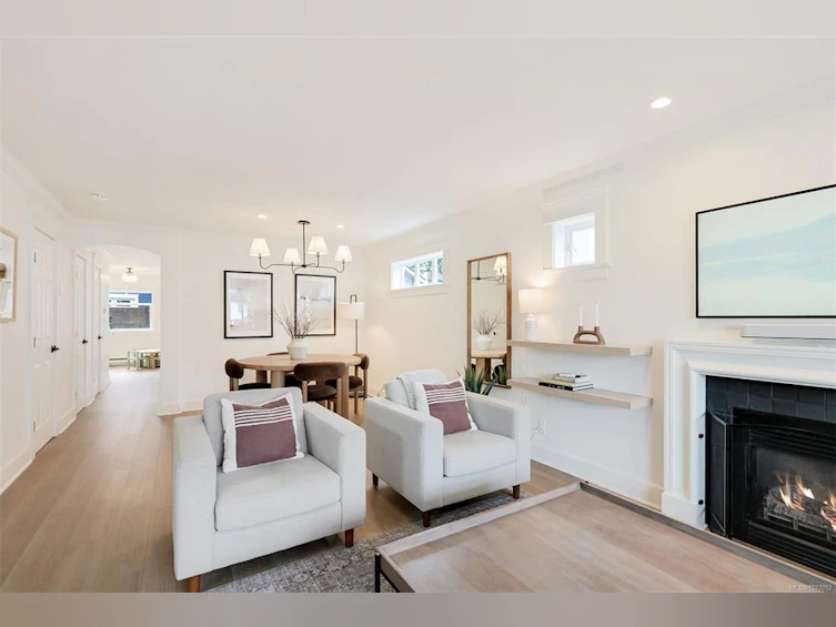 1317 Balmoral Road, Victoria, BC, V8R 1L6 - 13