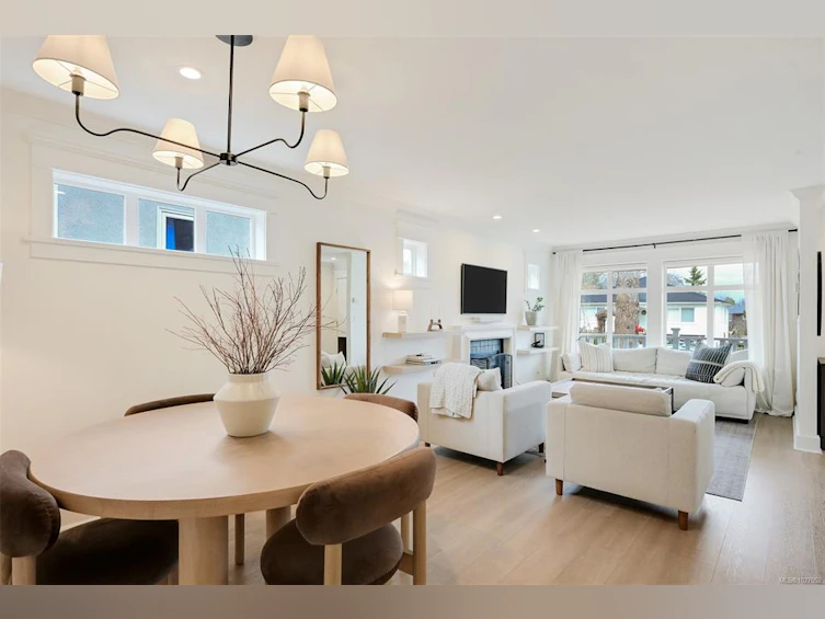 1317 Balmoral Road, Victoria, BC, V8R 1L6 - 16