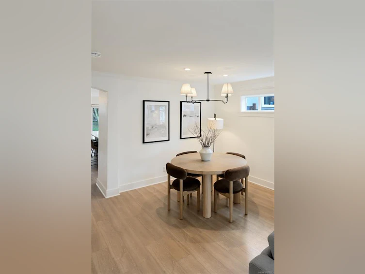 1317 Balmoral Road, Victoria, BC, V8R 1L6 - 17