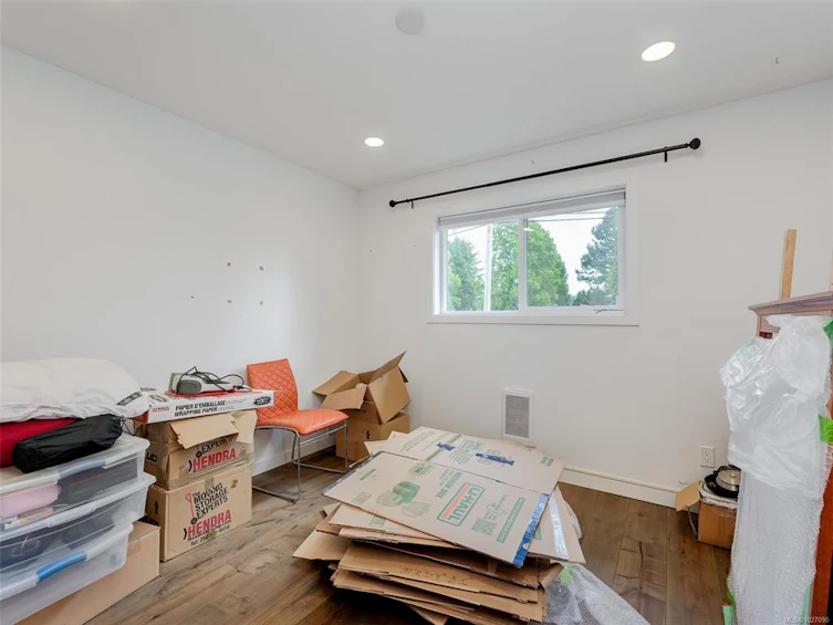 2818 Carlow Road, Langford, BC, V9B 4E3 - 12