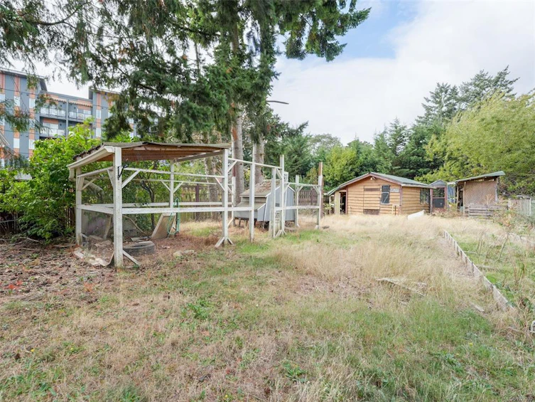 2818 Carlow Road, Langford, BC, V9B 4E3 - 20
