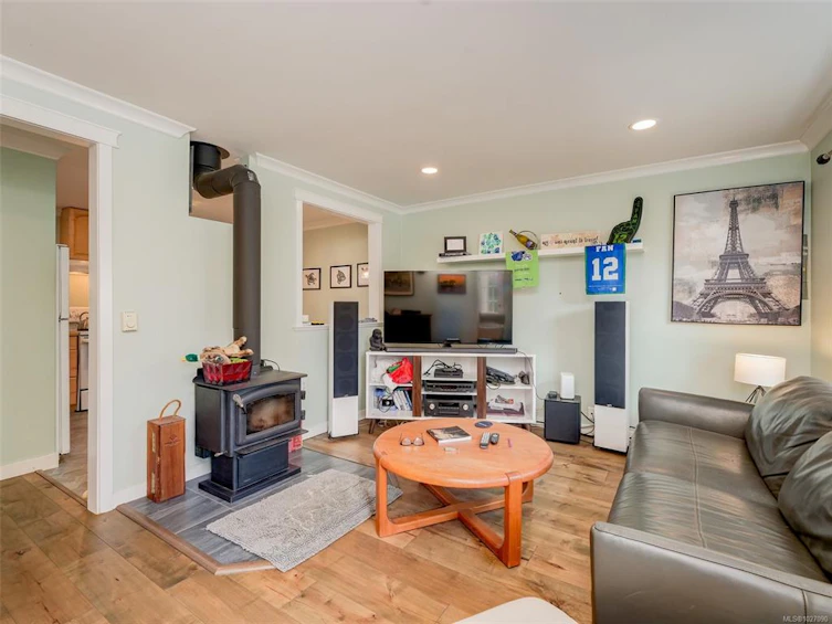 2818 Carlow Road, Langford, BC, V9B 4E3 - 4