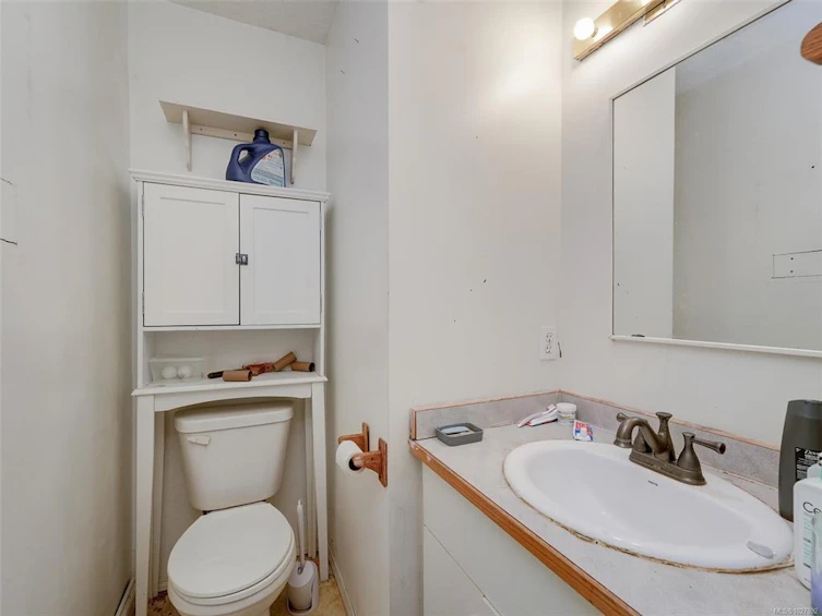 2814 Carlow Road, Langford, BC, V9B 4E3 - 12